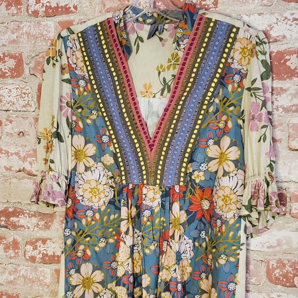 Anthropologie Blank London Xsmall Multicolor Floral V-Neck Embroidered Blouse - Picture 4 of 8